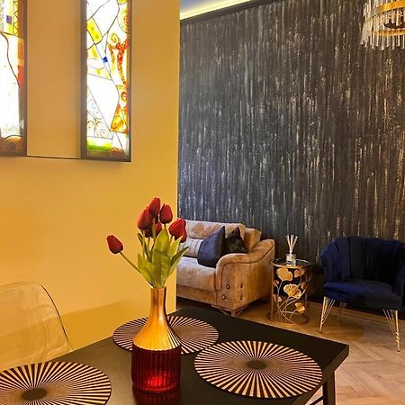 Urban Central Apartments Brasov Ngoại thất bức ảnh