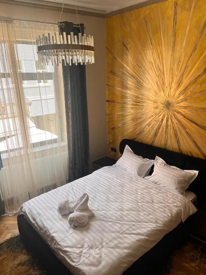 Urban Central Apartments Brasov Ngoại thất bức ảnh