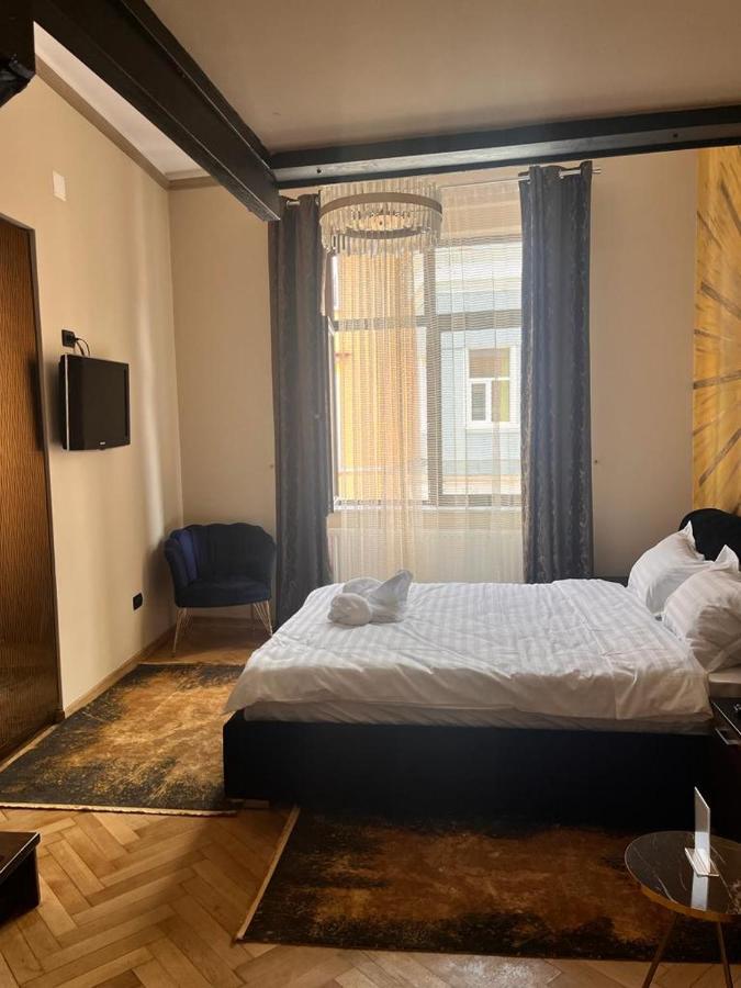 Urban Central Apartments Brasov Ngoại thất bức ảnh
