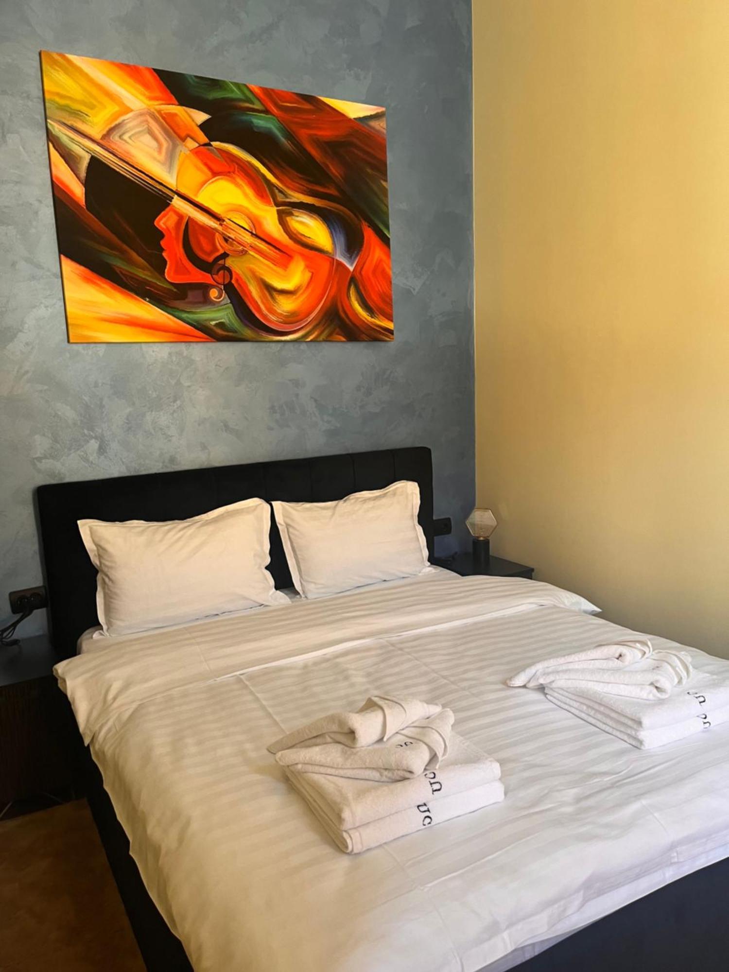 Urban Central Apartments Brasov Ngoại thất bức ảnh